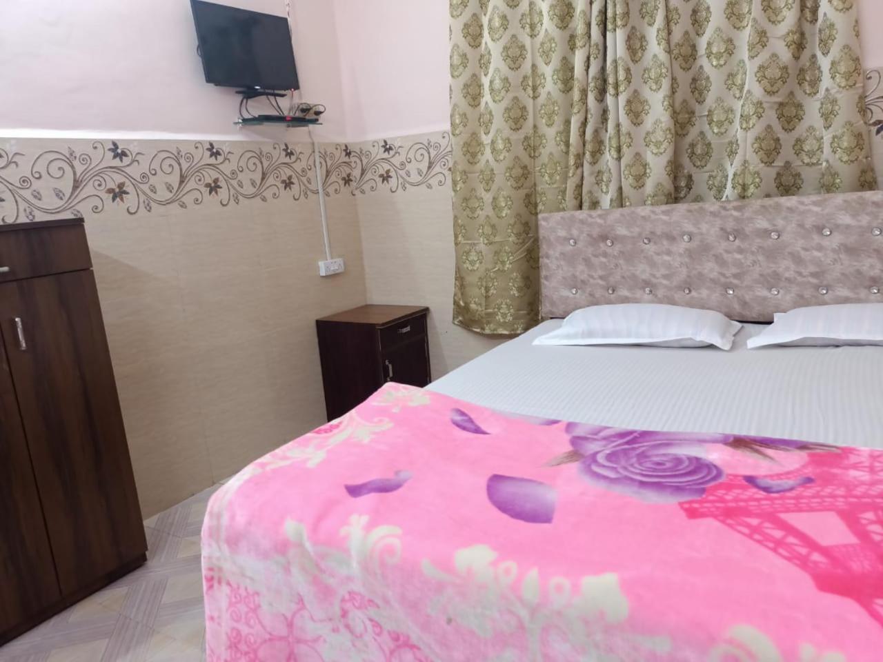 Maria Guest House *